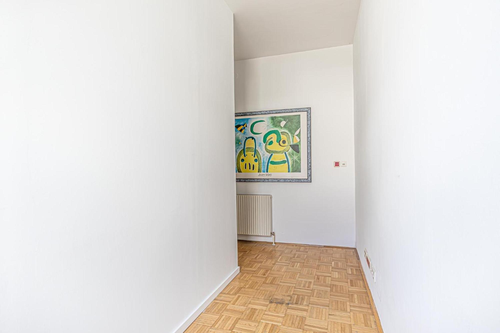 Near Schoenbrunn - Economy Rooms In Shared Apartment At Meidling Train Station فيينا المظهر الخارجي الصورة