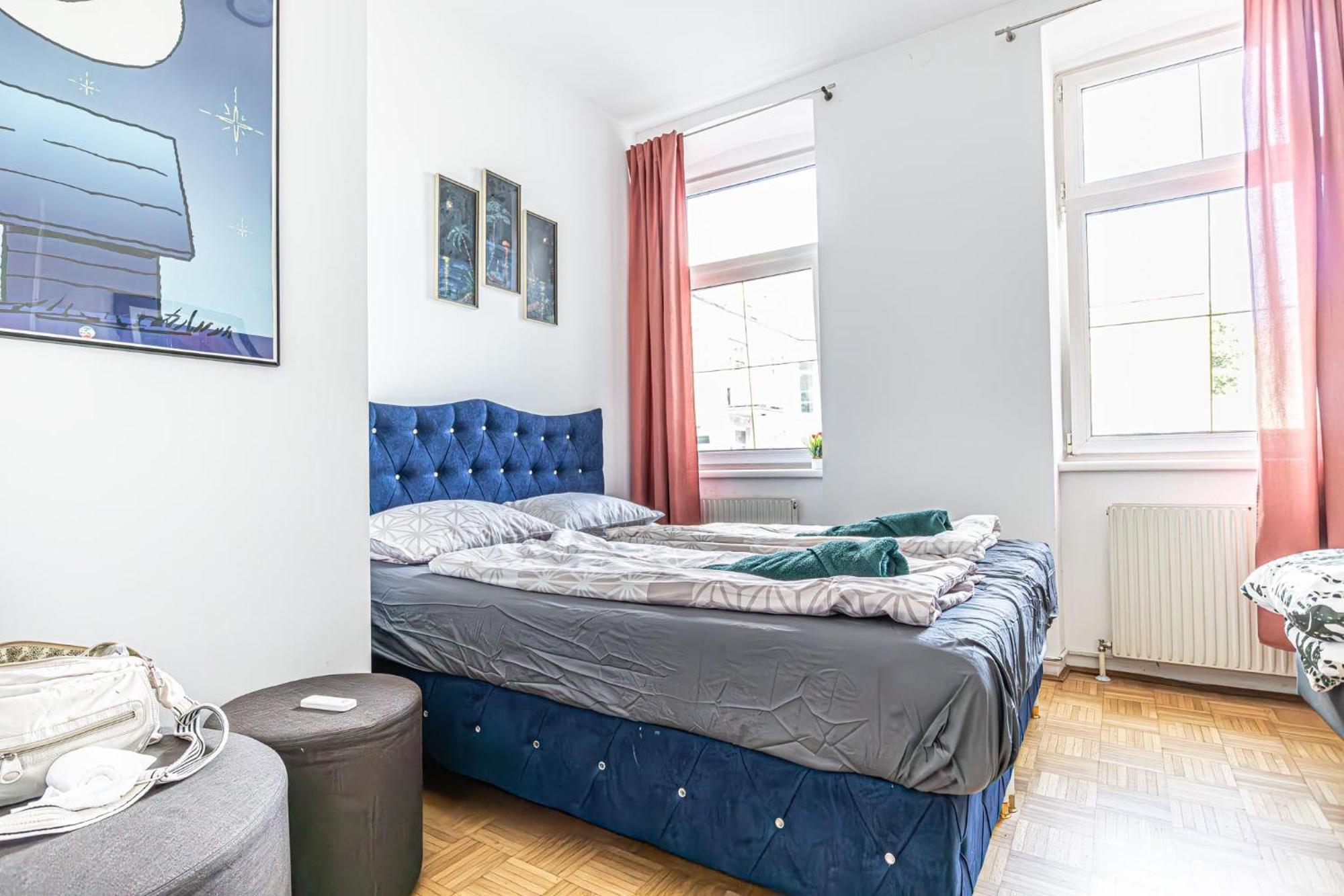 Near Schoenbrunn - Economy Rooms In Shared Apartment At Meidling Train Station فيينا المظهر الخارجي الصورة
