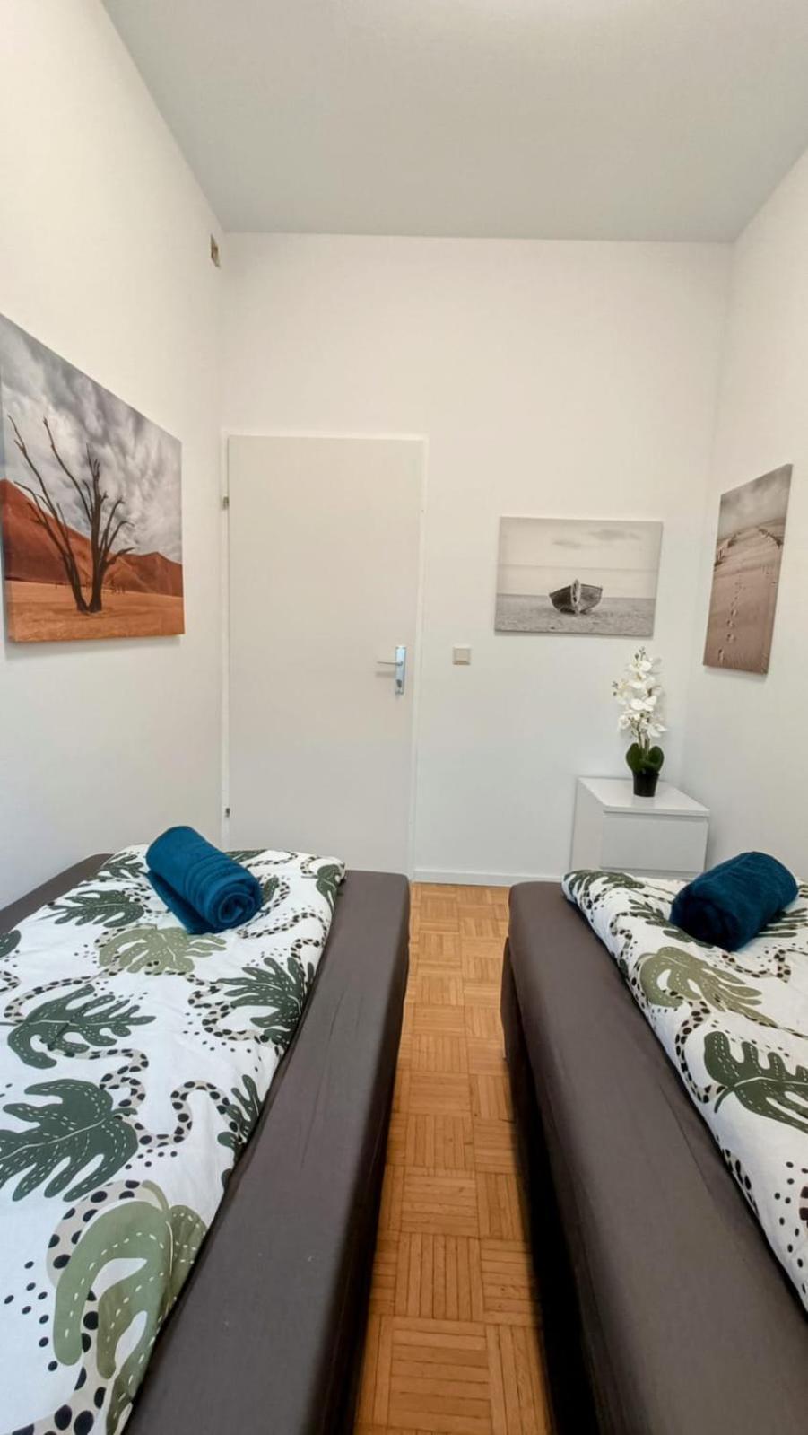 Near Schoenbrunn - Economy Rooms In Shared Apartment At Meidling Train Station فيينا المظهر الخارجي الصورة